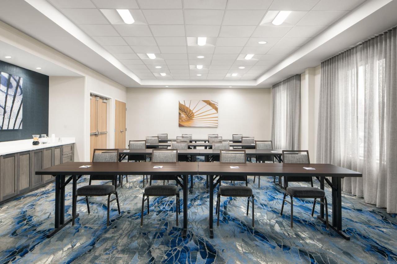 Fairfield By Marriott Inn & Suites Whitsett Greensboro East Exterior foto